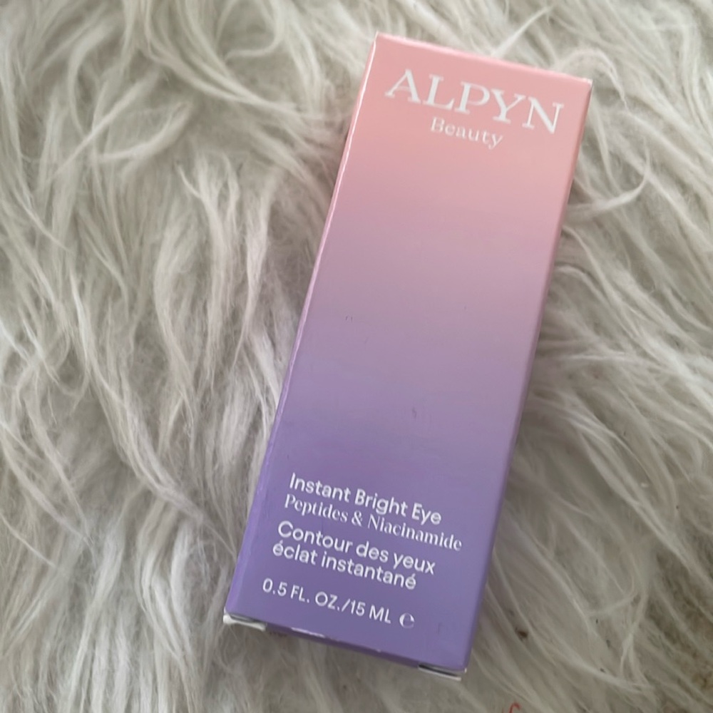 NIB Alpyn Beauty Instant Bright Eye with Peptides & Niacinamide retail $59 new